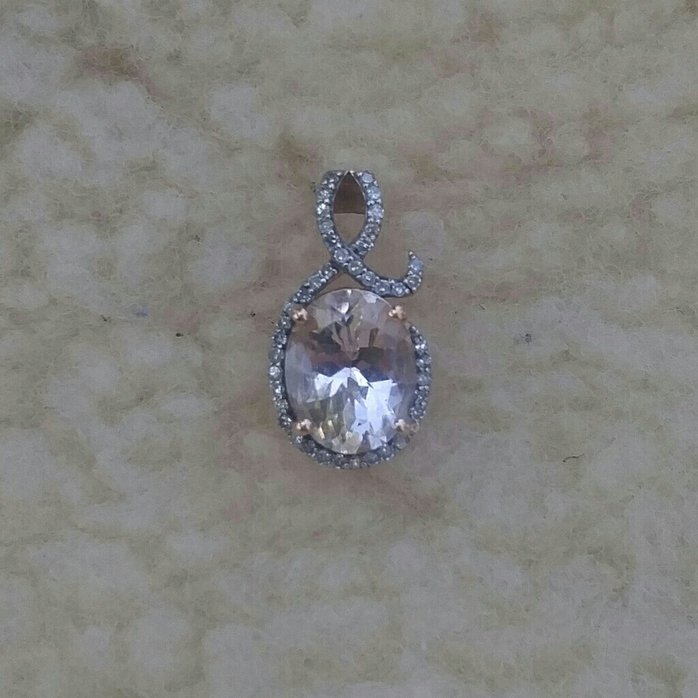 Morganite rose gold pendant